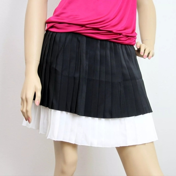 GUCCI $1899 Runway Silk Pleated Black/White Skirt, New - Picture 4 of 7